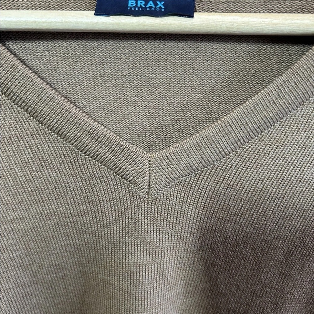 BRAX Feel Good Mens Merino Wool V Neck Sweater Size XL Tall - Brown Modern Fit - Picture 9 of 9